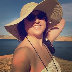 Meet your Posher, Tiffany